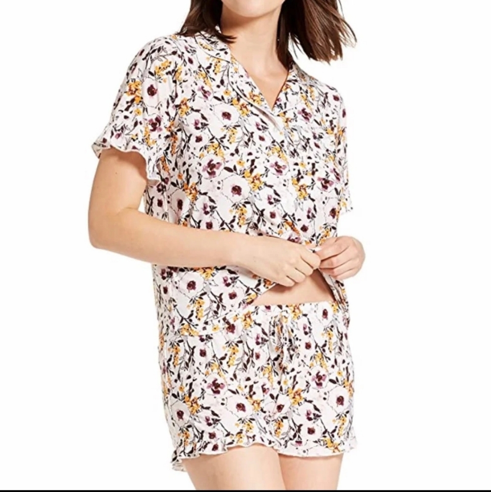 Nanette Lepore Pajama set shorts and top set of 2